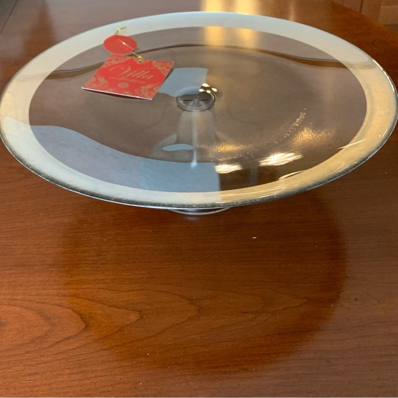 13” inches round clear glass cake stand with pedestal and shiny silver trim line - Picture 3 of 6